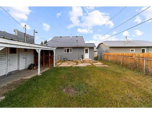 4930 48 Street, Sedgewick, AB - Outdoor With Exterior