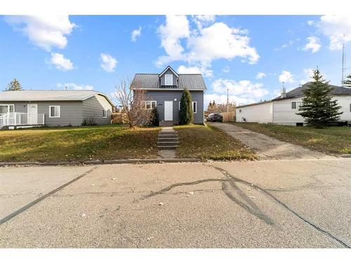 4930 48 Street, Sedgewick, AB - Outdoor