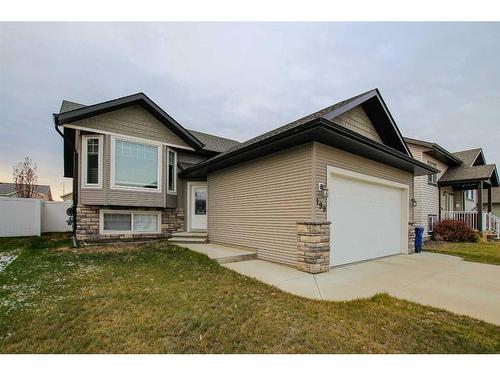 199 Cedar Square, Blackfalds, AB - Outdoor With Facade