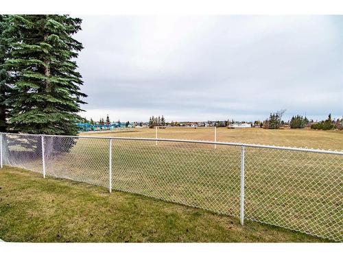 101-60 Lawford Avenue, Red Deer, AB - Outdoor