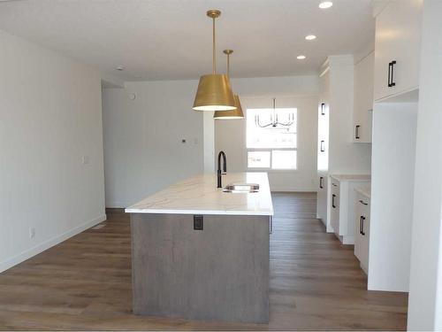 2 A Evergreen Way, Red Deer, AB - Indoor Photo Showing Kitchen