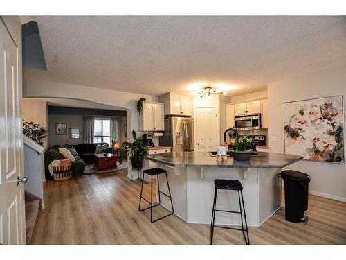 62 Joice Close, Red Deer, AB - Indoor Photo Showing Kitchen With Upgraded Kitchen