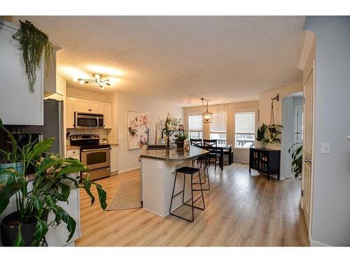 62 Joice Close, Red Deer, AB - Indoor Photo Showing Kitchen