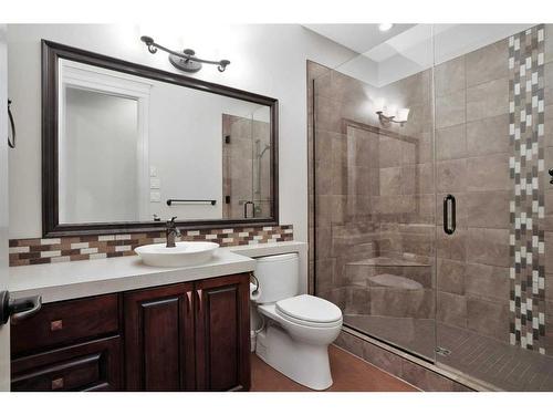 36 Sawyer Close, Red Deer, AB - Indoor Photo Showing Bathroom