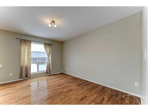 195 Ibbotson Close, Red Deer, AB - Indoor Photo Showing Other Room