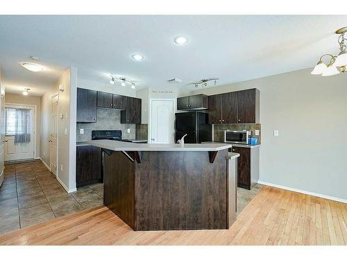 195 Ibbotson Close, Red Deer, AB - Indoor Photo Showing Kitchen