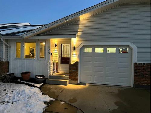 60 Cosgrove Close, Red Deer, AB - Outdoor