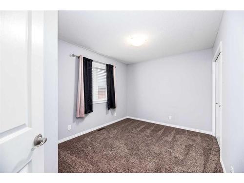 200 Kershaw Close, Red Deer, AB - Indoor Photo Showing Other Room