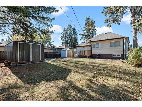 4209 43 Avenue, Red Deer, AB - Outdoor