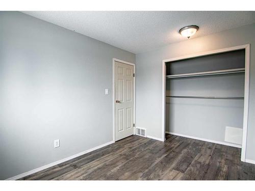 A-3 Grant Street, Red Deer, AB - Indoor Photo Showing Other Room