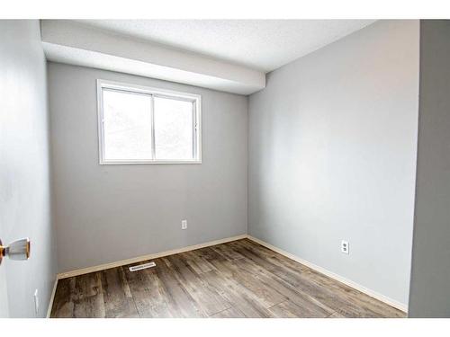 A-3 Grant Street, Red Deer, AB - Indoor Photo Showing Other Room