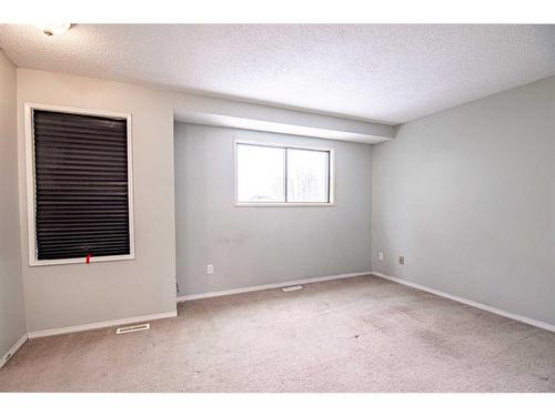 A-3 Grant Street, Red Deer, AB - Indoor Photo Showing Other Room