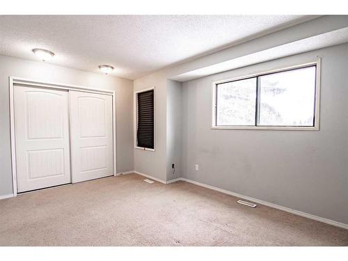 A-3 Grant Street, Red Deer, AB - Indoor Photo Showing Other Room