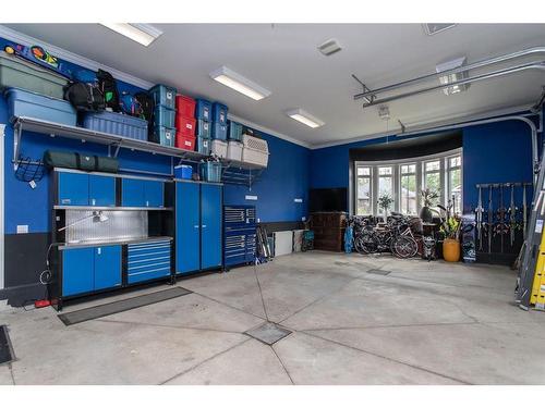 23 Bannerman Close, Red Deer, AB - Indoor Photo Showing Garage