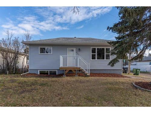 5007 43 Street, Camrose, AB - Outdoor