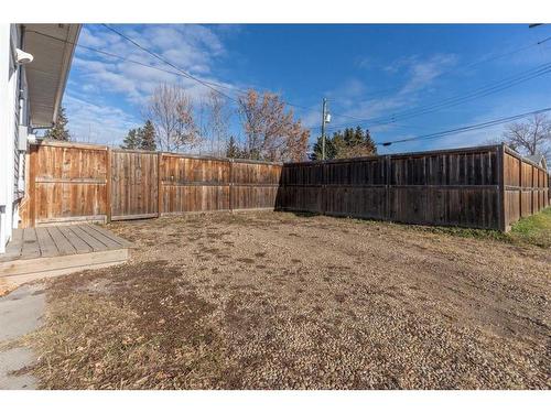 5007 43 Street, Camrose, AB - Outdoor