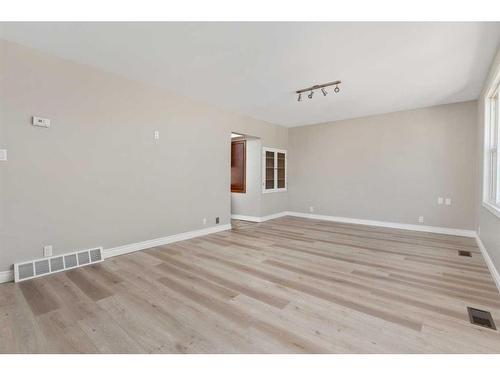 5007 43 Street, Camrose, AB - Indoor Photo Showing Other Room