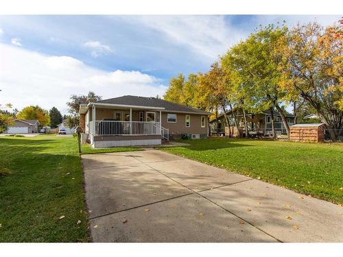 14 Pickwick Lane, Lacombe, AB - Outdoor With Deck Patio Veranda