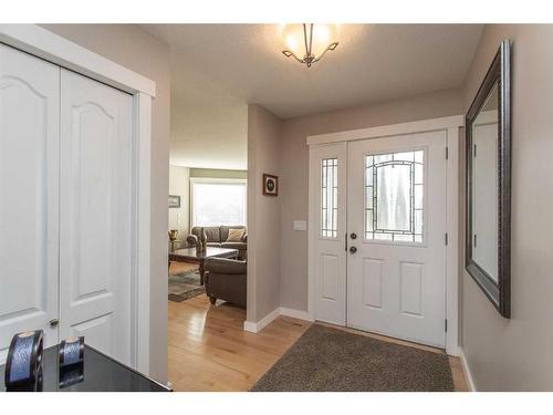 14 Pickwick Lane, Lacombe, AB - Indoor Photo Showing Other Room