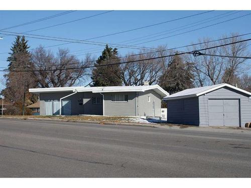 5230 4 Street Nw, Calgary, AB - Outdoor