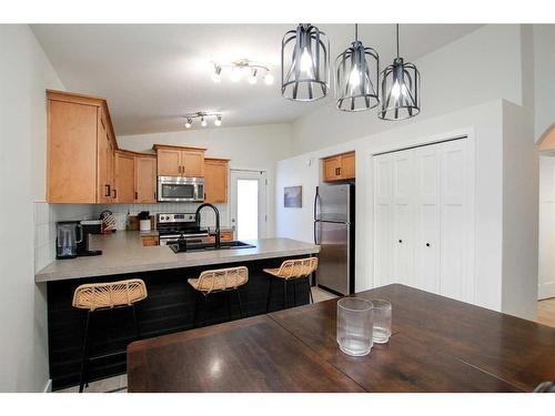 56 Trimble Close, Red Deer, AB - Indoor Photo Showing Kitchen