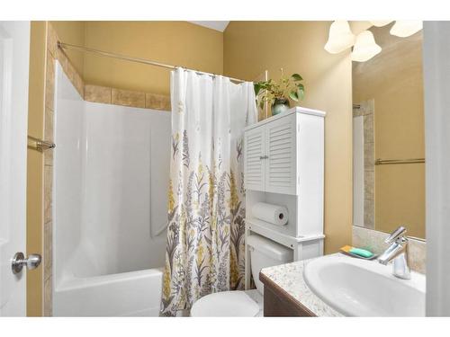 103 Vanson Close Se, Red Deer, AB - Indoor Photo Showing Bathroom