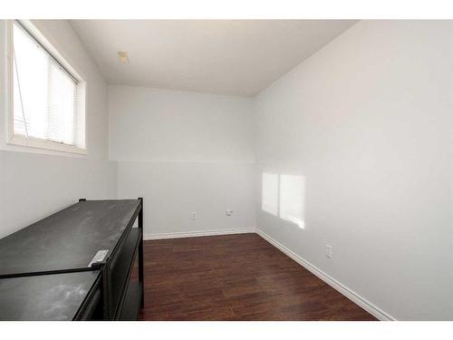 4905 Westbrooke Road, Blackfalds, AB - Indoor Photo Showing Other Room