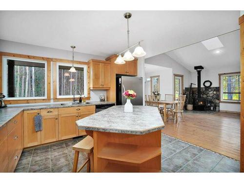 362073 Range Road 5-4, Rural Clearwater County, AB - Indoor Photo Showing Kitchen