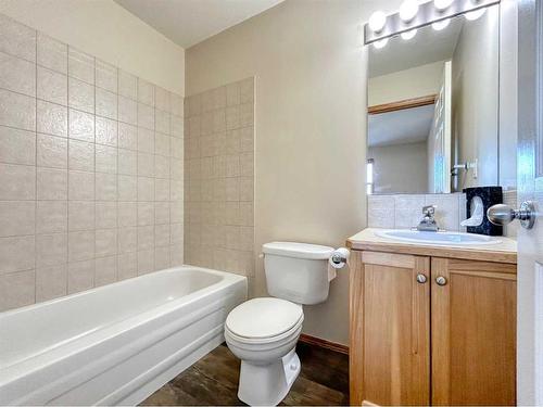 57 Abel Close West, Red Deer, AB - Indoor Photo Showing Bathroom