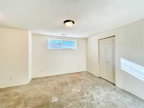 57 Abel Close West, Red Deer, AB - Indoor Photo Showing Other Room