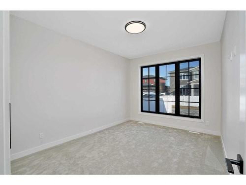 60 Larratt Close, Red Deer, AB - Indoor Photo Showing Other Room