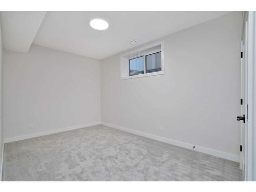 60 Larratt Close, Red Deer, AB - Indoor Photo Showing Other Room