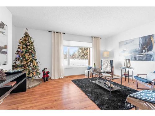 4307 46A Avenue, Red Deer, AB - Indoor Photo Showing Laundry Room