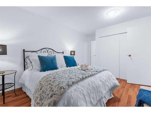 4307 46A Avenue, Red Deer, AB - Indoor Photo Showing Other Room