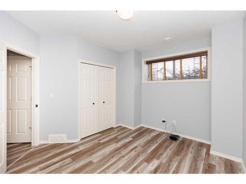 279 Addington Drive, Red Deer, AB - Indoor Photo Showing Other Room