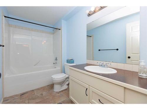 279 Addington Drive, Red Deer, AB - Indoor Photo Showing Bathroom