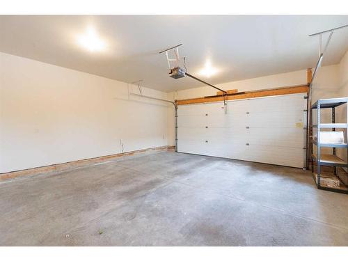 279 Addington Drive, Red Deer, AB - Indoor Photo Showing Garage