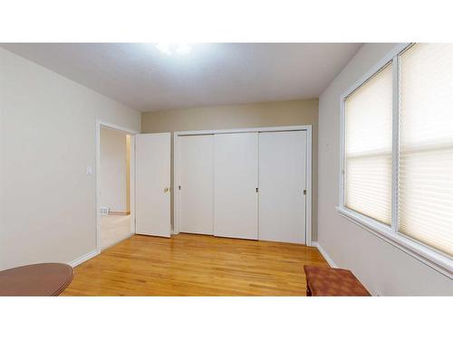 4719 53 Street, Stettler, AB - Indoor Photo Showing Other Room