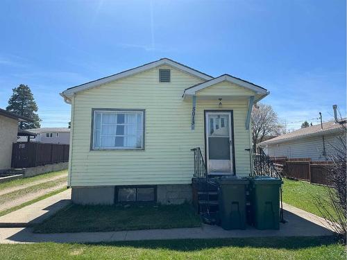 5013 44 Avenue, Ponoka, AB - Outdoor