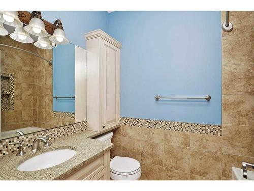 38 Allard Crescent, Red Deer, AB - Indoor Photo Showing Bathroom