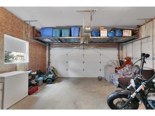 4921 Westbrooke Road, Blackfalds, AB - Indoor Photo Showing Garage