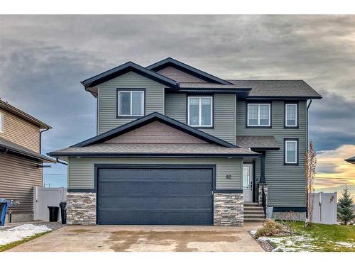 82 Mitchell Crescent, Blackfalds, AB - Outdoor With Facade