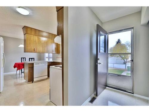 5704 42 Avenue, Camrose, AB - Indoor Photo Showing Kitchen