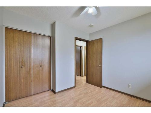 5704 42 Avenue, Camrose, AB - Indoor Photo Showing Other Room