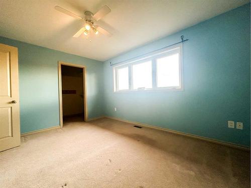 5-5311 57 Avenue, Ponoka, AB - Indoor Photo Showing Other Room