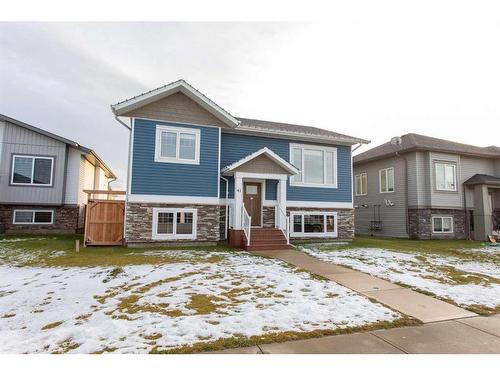 41 Mackenzie Avenue, Lacombe, AB - Outdoor With Facade