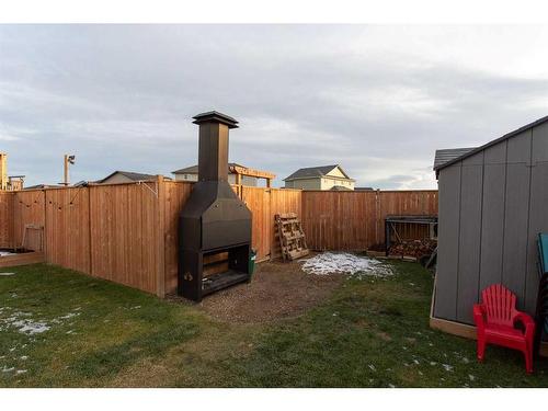 41 Mackenzie Avenue, Lacombe, AB - Outdoor