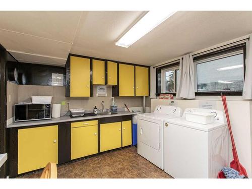 5029 56A Street, Lacombe, AB - Indoor Photo Showing Laundry Room