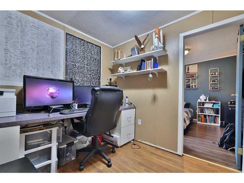 5421 50 Street, Camrose, AB - Indoor Photo Showing Office