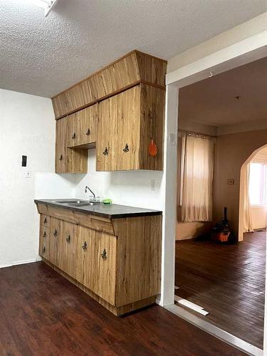 5123 50 Street, Consort, AB - Indoor Photo Showing Kitchen